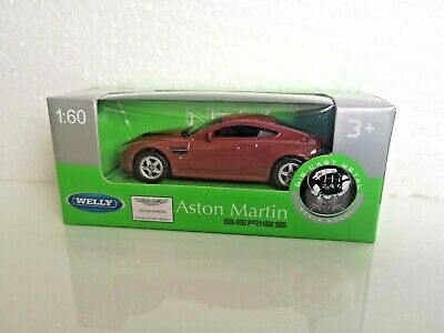 Метална кола Aston Martin V12 Vantage Welly 1:60 