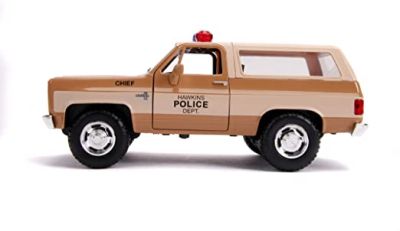 Метален автомобил Police Stranger Things 1979 Chevy Blazer 1:24 Jada Toys 253255003