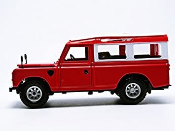 Метална кола Land Rover Burago 1/24 