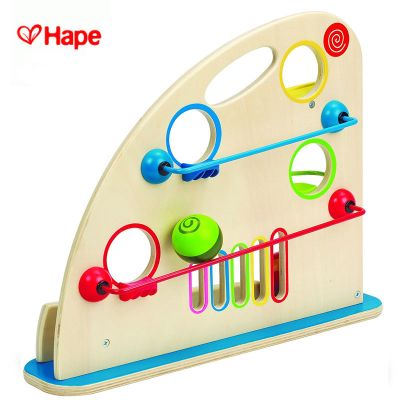 Дървен детски ролбан с топки Hape - H0430