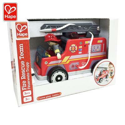 Дървена пожарна кола Hape H3024
