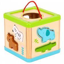 Дървен сортер куб ANIMALS Tooky Toy TL642