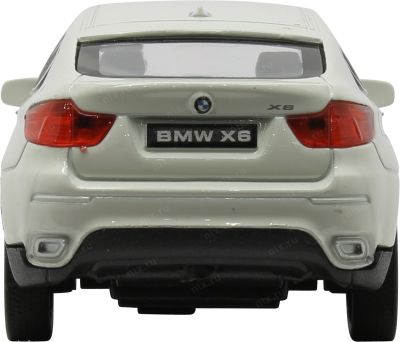 Метална кола BMW X6 бяла Welly 1:34