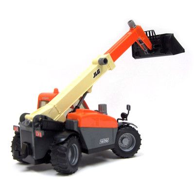 Детска строителна машина Товарач повдигач телескопично рамо JLG Bruder, 02140