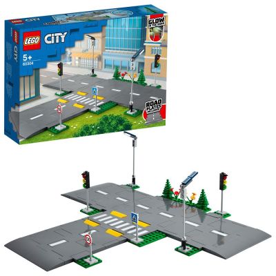 Конструктор LEGO CITY Пътни табели 60304