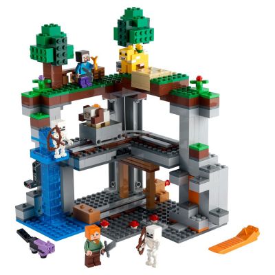 Конструктор LEGO Minecraft Първото приключение 21169 