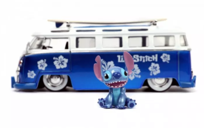 Метален Бус Disney Lilo & Stitch Volkswagen T1 Bus Van & Stitch с фигурка Jada Toys 1/24 - 253075000