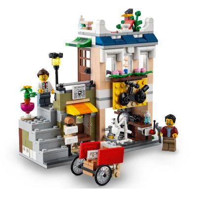 Конструктор LEGO Creator Магазин за нудълс в центъра 31131