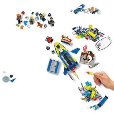 Конструктор LEGO CITY Мисии на детективите от водната полиция 60355