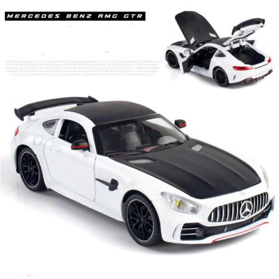 Метален автомобил със звук и светлини Mercedes AMG GTR 1/24 white