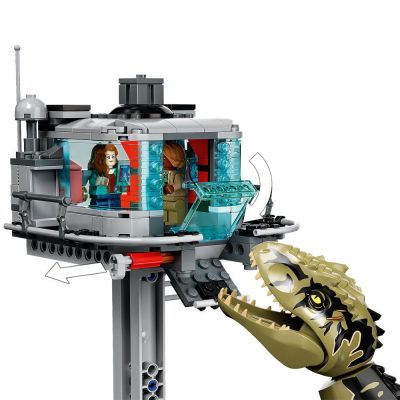 Конструктор LEGO Jurassic World Нападение на Гигантозавър и Теризинозавър 76949
