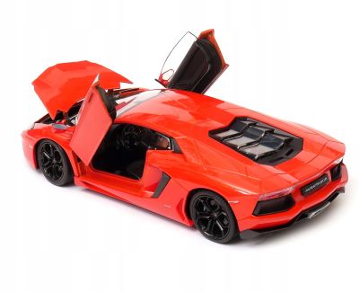 Метална кола Lamborghini Aventador Coupe Welly 1/24  