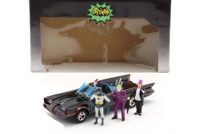Метален автомобил Batman 1966 Batmobile 1/24 Jada Toys 253215011