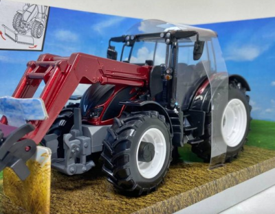 Метален трактор с челен товарач Valtra N174 Burago