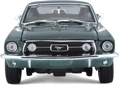 Метална колa Ford Mustang GTA Fastback 1967 Maisto 1:18 - 31166