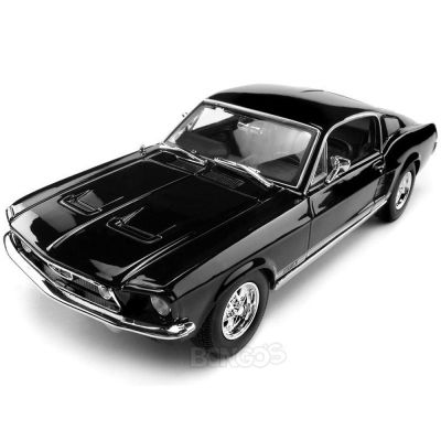 Метална колa Ford Mustang GTA Fastback 1967 Maisto 1:18 - 31166 black