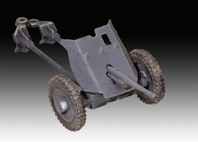 Сглобяем модел Revell Krupp Protze KFZ 69 with 3,7cm Pa