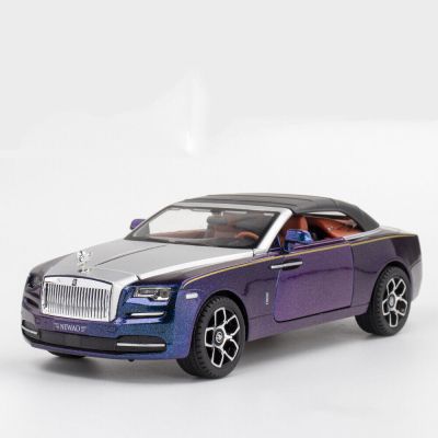Метален автомобил Rolls Royce Phantom със звук и светлини 1/24