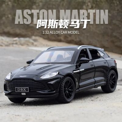 Метална количка Aston Martin DBX SUV 1/32 черна