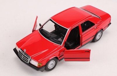 Метален автомобил Mercedes Benz 190E 1987 Bburago 1:24 