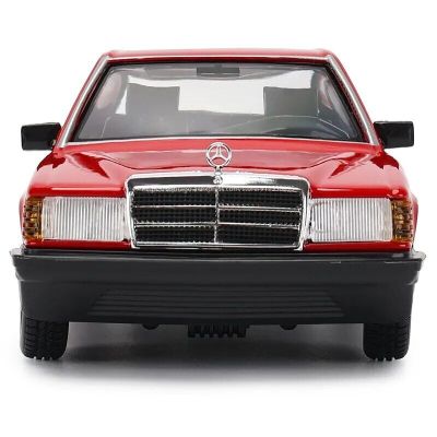Метален автомобил Mercedes Benz 190E 1987 Bburago 1:24 