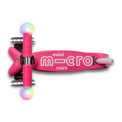 Тротинетки с две колела Micro Mini Magic LED Deluxe Pink