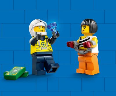Конструктор LEGO City Police 60415 Преследване с полицейска кола