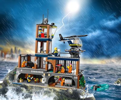 Конструктор LEGO City Police 60419 Затворническият остров на полицията