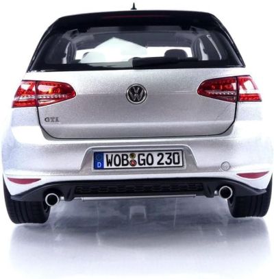 Метална кола Volkswagen Golf GTI 2013 Reflex Silver Norev 1:18 - 188551