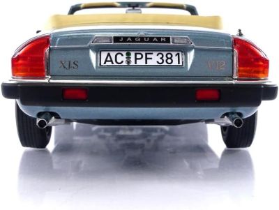 Метална кола Jaguar XJ-S 5.3 H.E. Convertible 1988 Norev 1:18 - 182635