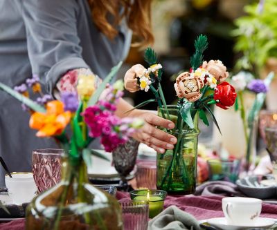 Конструктор LEGO Iconic 40460 - Рози