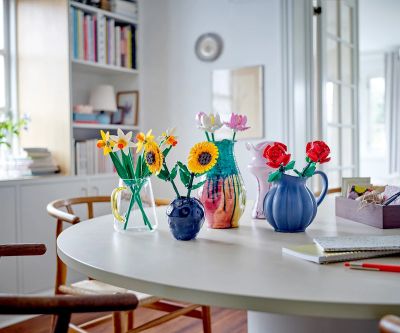 Конструктор LEGO Iconic 40647 - Лотоси