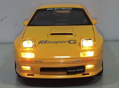 Метален автомобил Mazda RX7 със звук и светлини 1/24