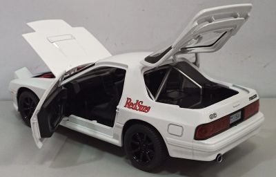 Метален автомобил Mazda RX7 със звук и светлини 1/24 бял