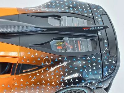 Метален автомобил Mercedes Benz AMG ONE 1/24 orange