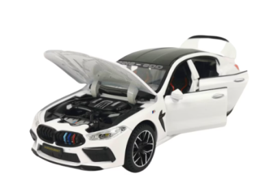 Метален автомобил BMW M8 със звук и светлини 1/24 бял