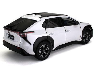 Метална кола Toyota bz4x 2022 SUN STAR SS5731