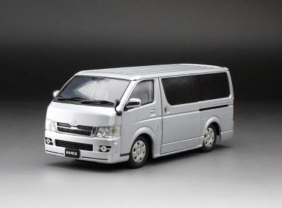 Метален бус Toyota H200 HiAce Van Super GL SUN STAR 51012