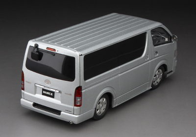 Метален бус Toyota H200 HiAce Van Super GL SUN STAR 51012