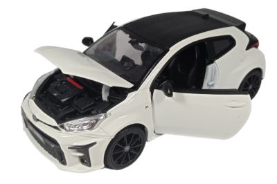 Метална кола Toyota Yaris GR 2021 - 1:24 Maisto 32909 бяла