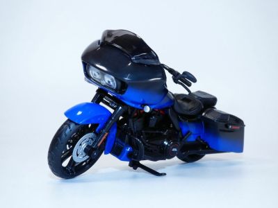 Метален мотор Harley-Davidson Cvo Road Glide MAISTO 1/18