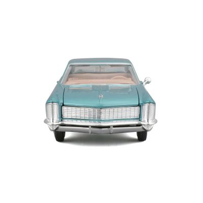 Метална кола Buick Riviera 1965 MAISTO 31214