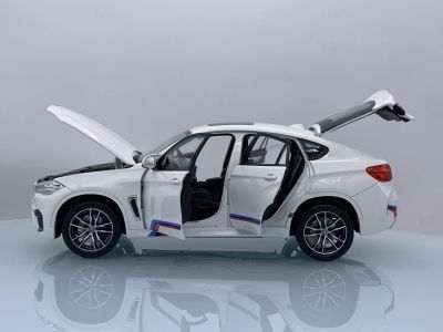 Метална кола BMW X6 M 2015 Norev 1:18 - 183243