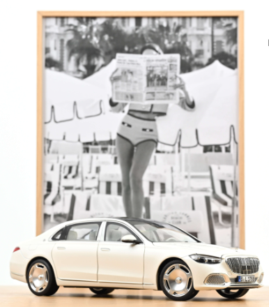 Метална кола Mercedes-Maybach S 680 4 MATIC 2021 Norev 1:18 - 183918