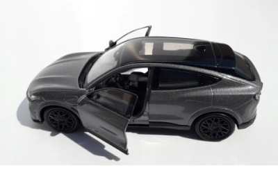 Метална кола Ford Mustang Mach-E GT Welly 1:34