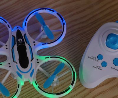 Дрон Neon каскада Silverlit 84827 - Неонов каскадьор