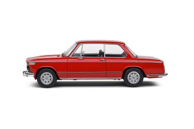 Метален автомобил BMW 1602 Red 1971 SOLIDO 1:18 - 1808601