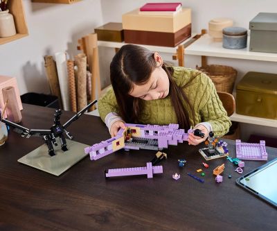 Конструктор LEGO Minecraft 21264 Драконът Ендър и корабът на Края