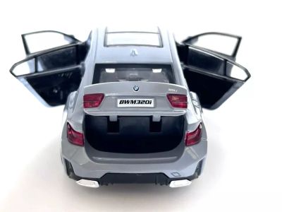 Метална кола BMW M320 със звук 1:32 