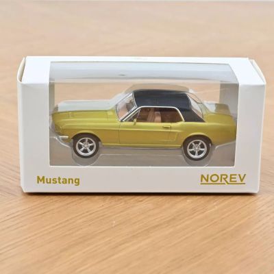 Металeн автомобил Ford Mustang Coupé 1968 1/43 Norev 270569
